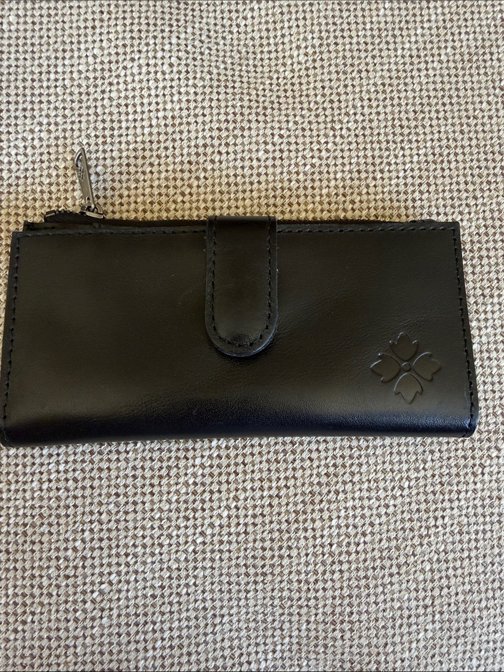 Patricia Nash Black Leather Clasp Wallet